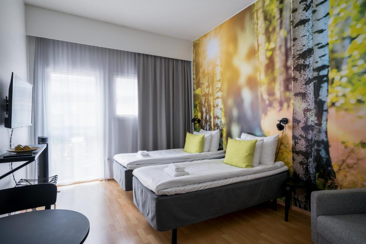 Hiisi Hotel Lohja Bagian luar foto